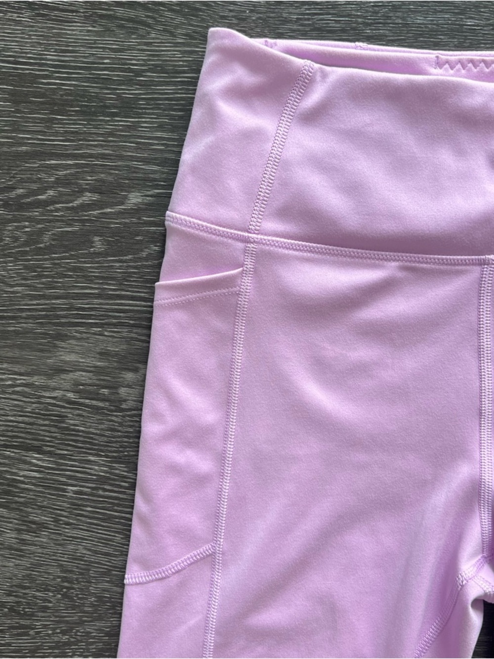 Victoria's Incredible Essential High-Rise Pocket Leggings - Picture 4 of 10